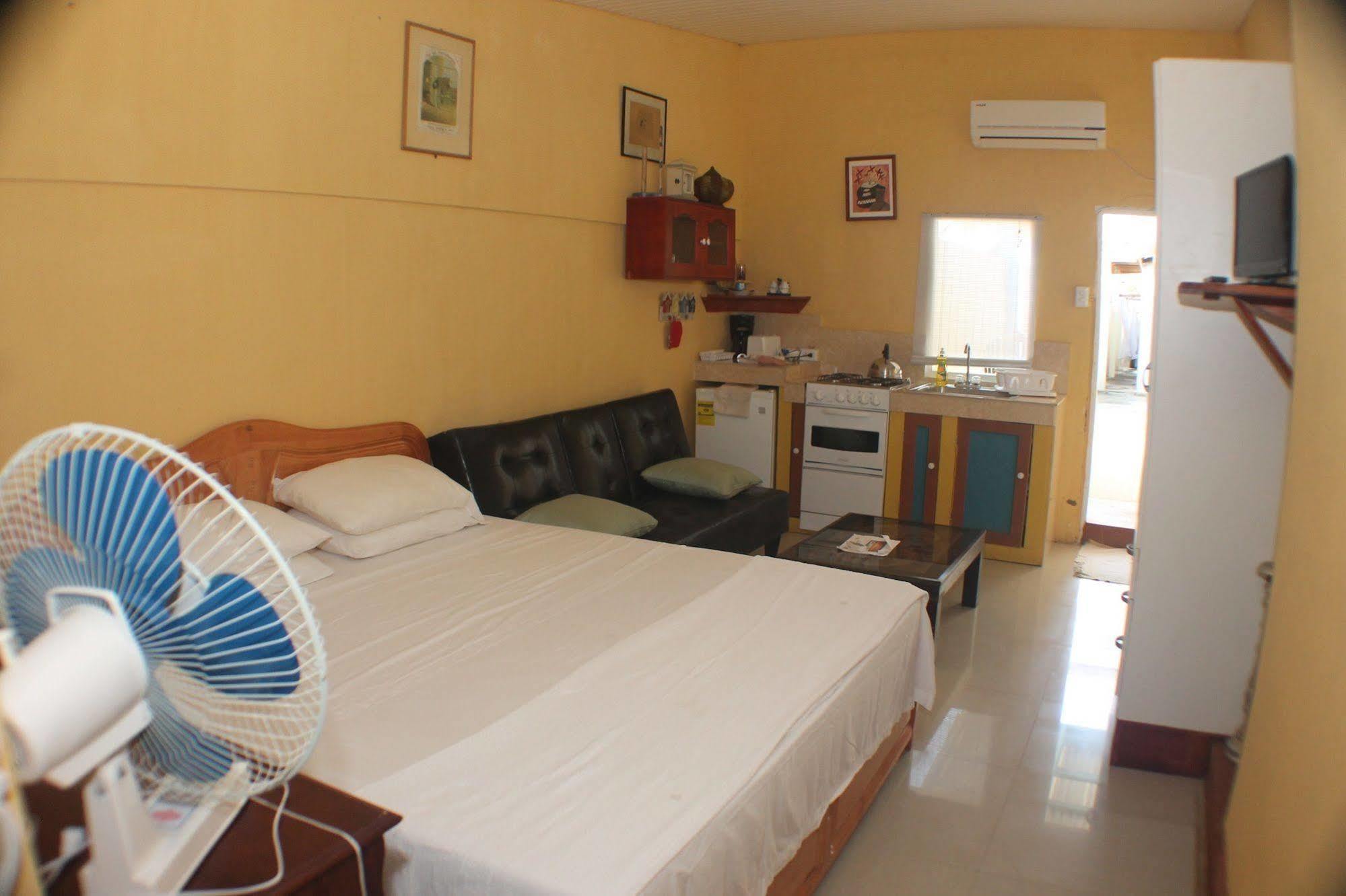 Coral Reef Beach Savaneta Extérieur photo