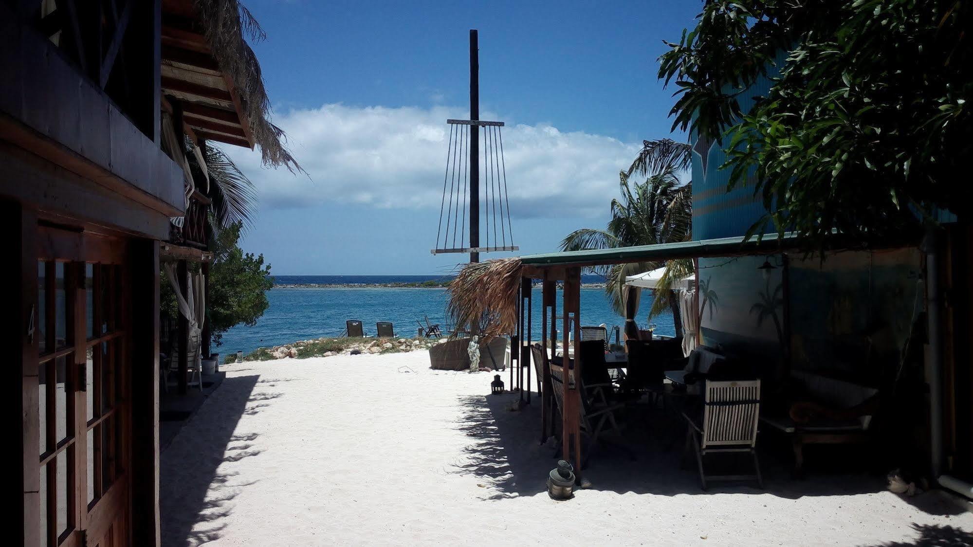 Coral Reef Beach Savaneta Extérieur photo